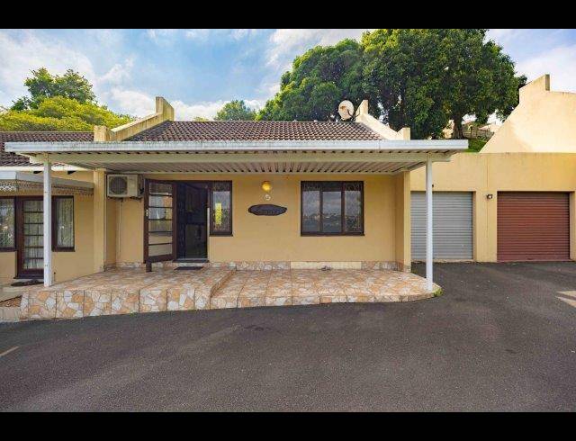 1 BEDROOM SIMPLEX FOR SALE IN QUEENSBURGH